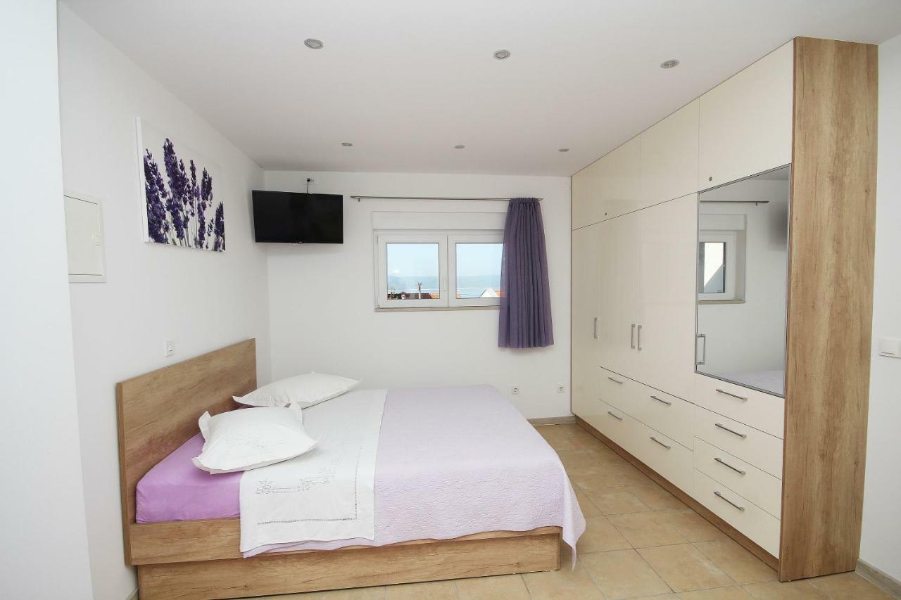 Apartmani Dalmacija Брела Экстерьер фото