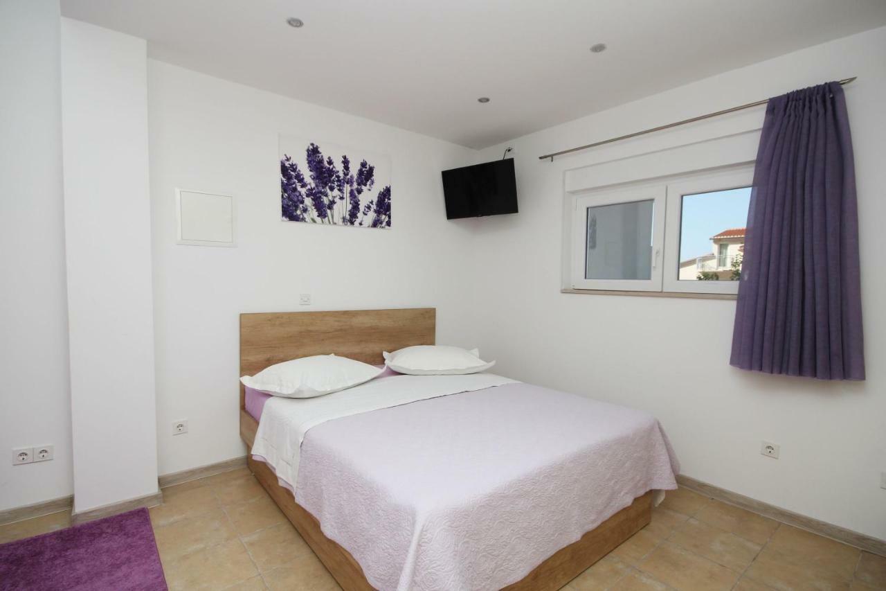 Apartmani Dalmacija Брела Экстерьер фото