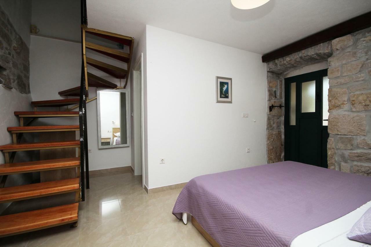 Apartmani Dalmacija Брела Экстерьер фото